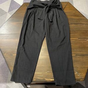 Gray ankle high waist pants with tie front